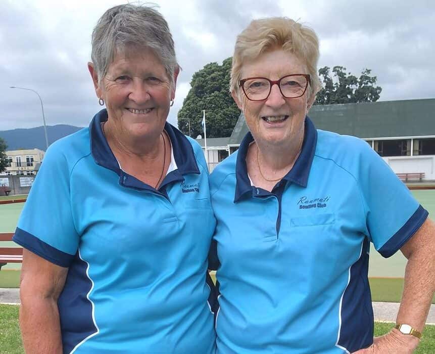 Winners Womens Singles Championship 2022 Pat Taylor and Heather Simpson Runnerup